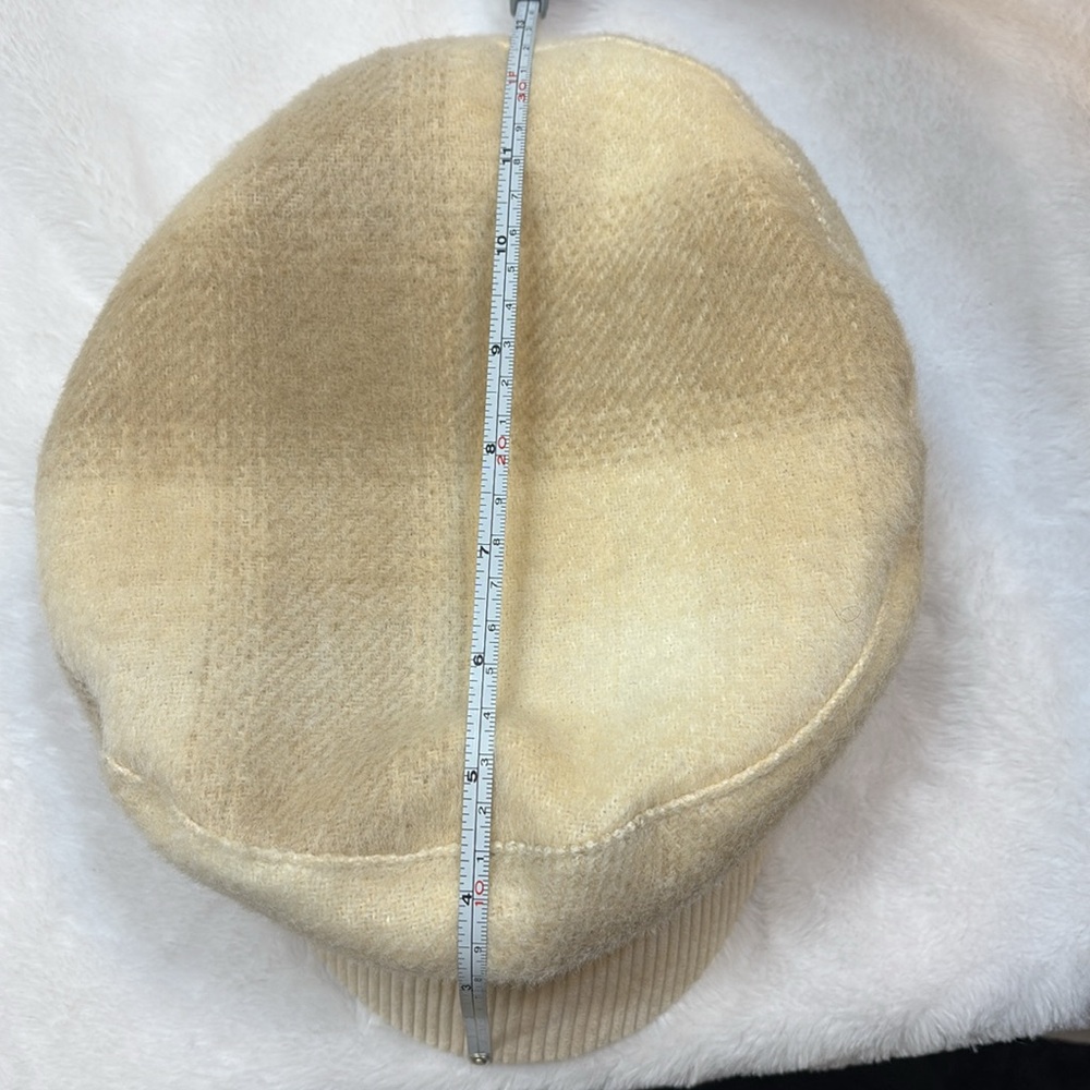 Hat - Picture 9 of 9